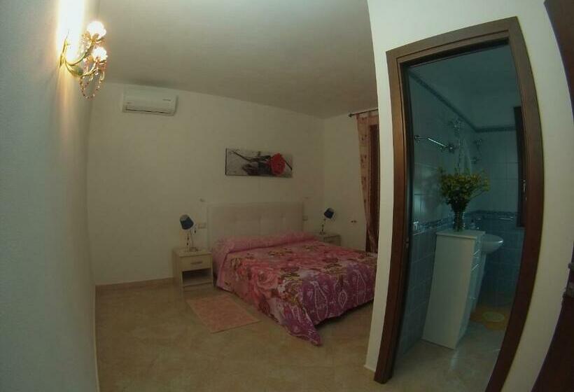 Bed and Breakfast La Macchia Mediterranea