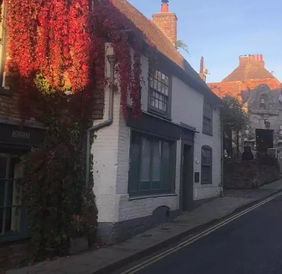 تختخواب و صبحانه The Tea House