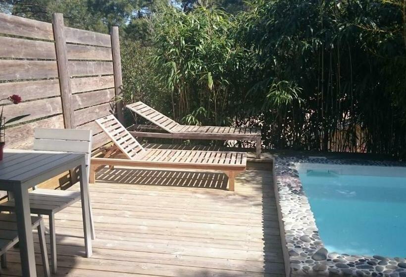 تختخواب و صبحانه Un Matin D’été