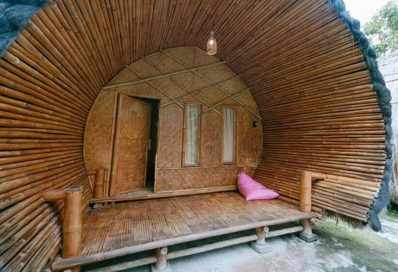 ホテル Cici Bungalow Senggigi