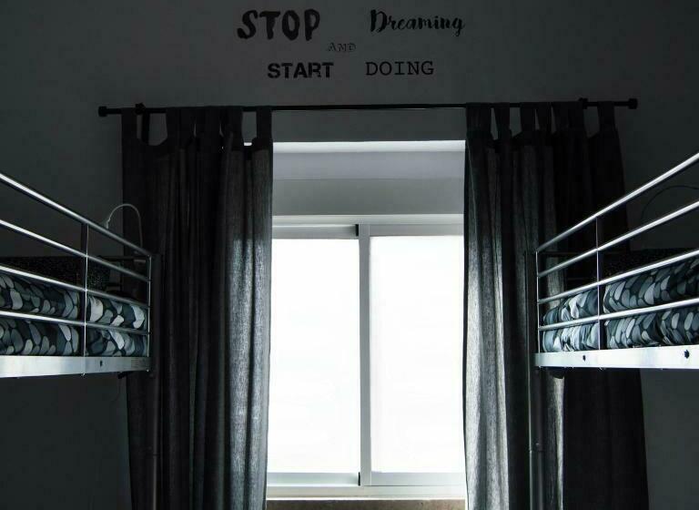 Lisbon Hostel Terminal 3