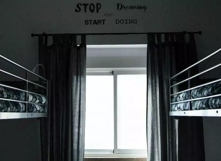 Lisbon Hostel Terminal 3