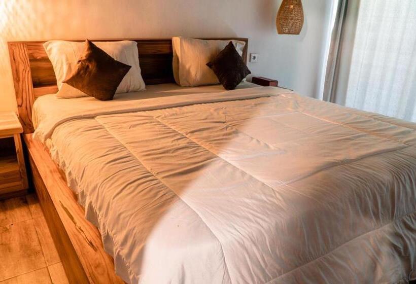 פנסיון Bintang House