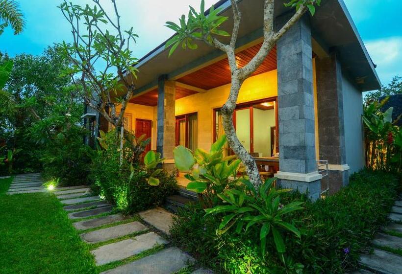 פנסיון Bintang House