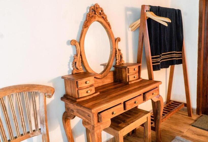 פנסיון Bintang House