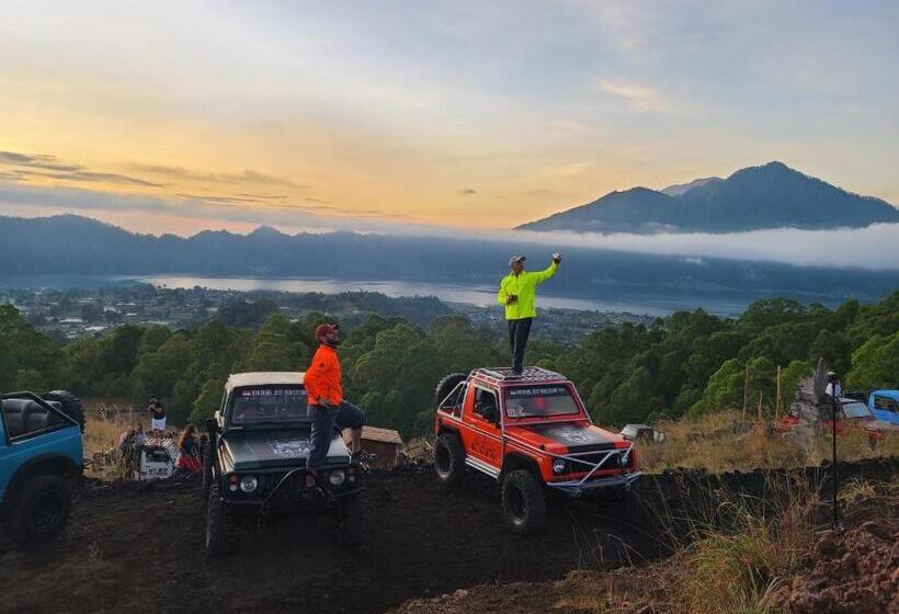 פנסיון Bintang House