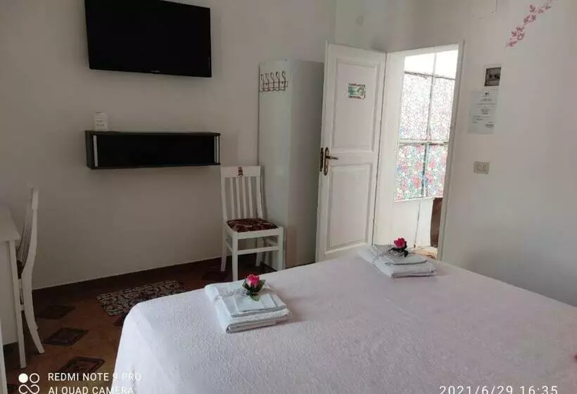 Majatalo Enza S Amalfi Coast Affittacamere