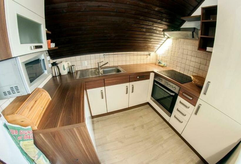 پانسیون Penzion Riverside