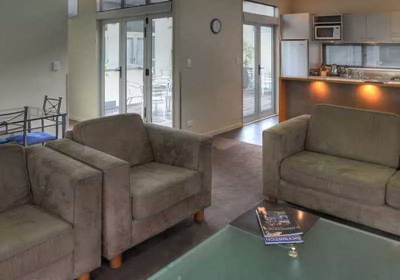 Cashel St Apartments