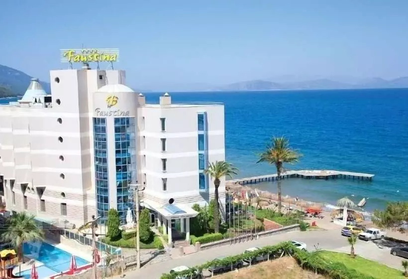 Faustina Hotel & Spa