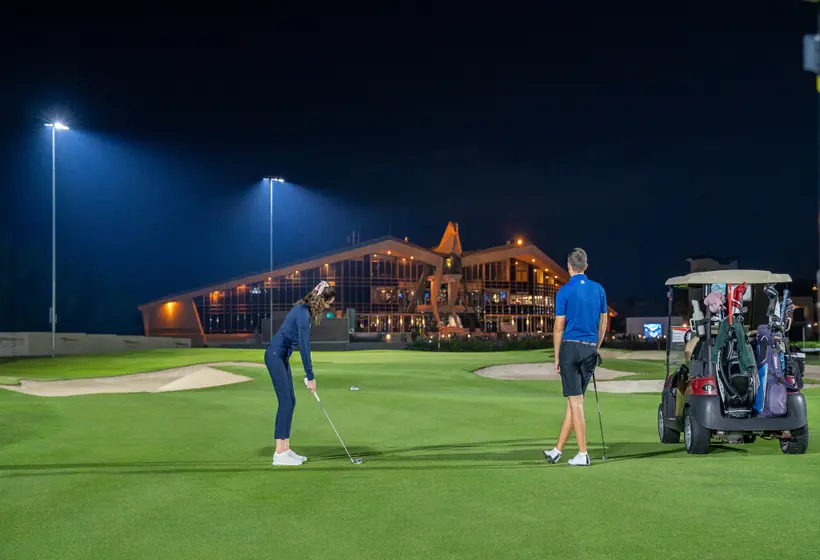 ホテル Abu Dhabi Golf Club