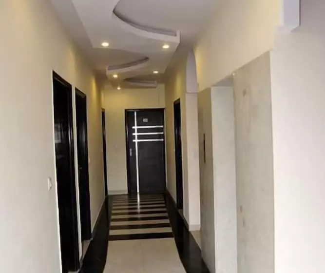 Hotelli Apra International