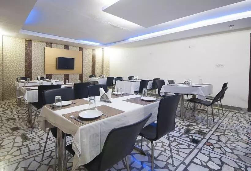 Hotelli Apra International