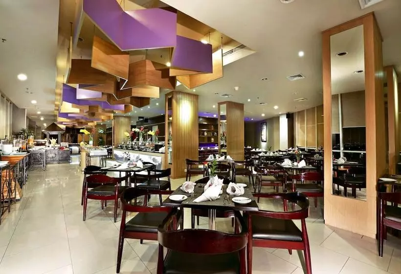 Atria Hotel Gading Serpong