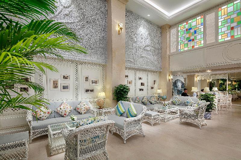 호텔 Au Lac Charner