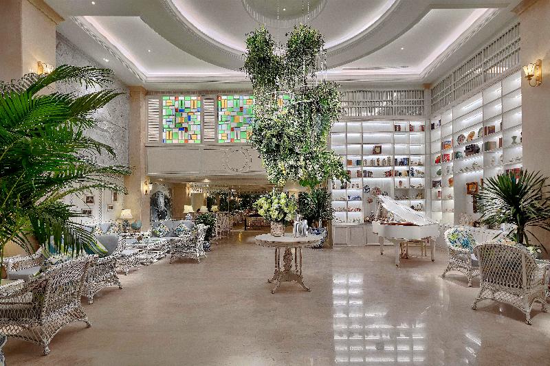 호텔 Au Lac Charner