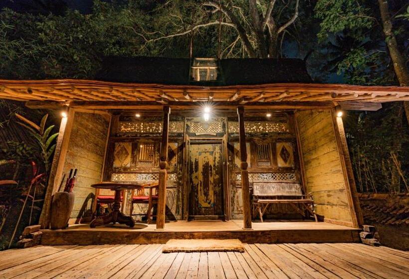 فندق Bambu Indah