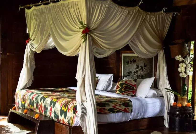 Отель Bambu Indah