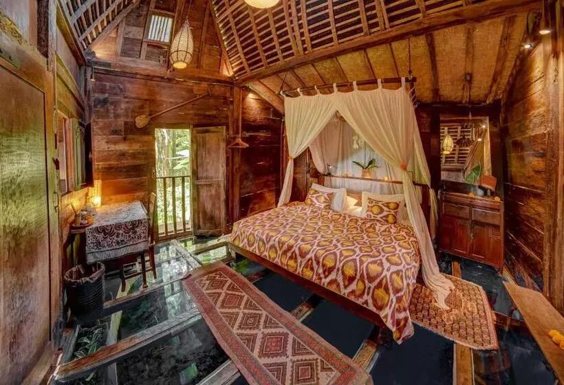 Отель Bambu Indah