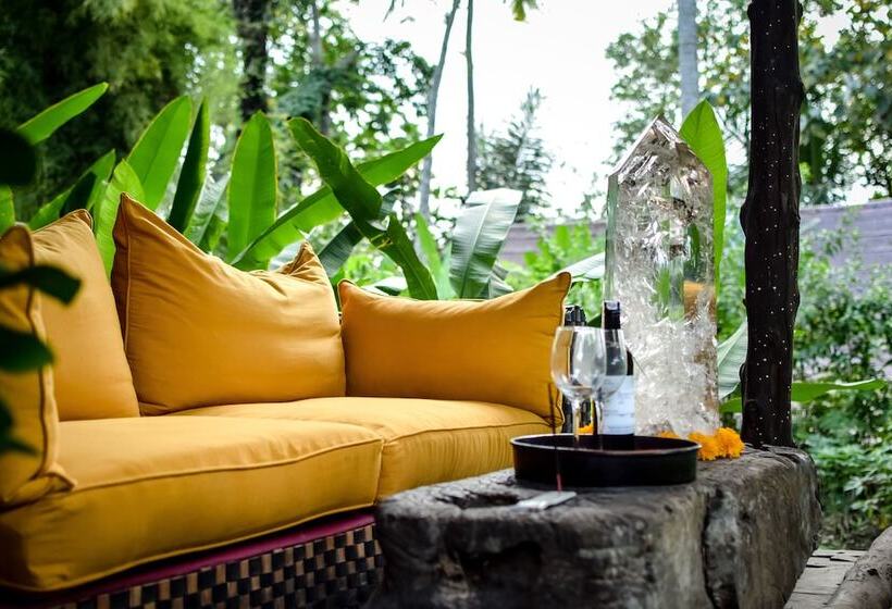 فندق Bambu Indah