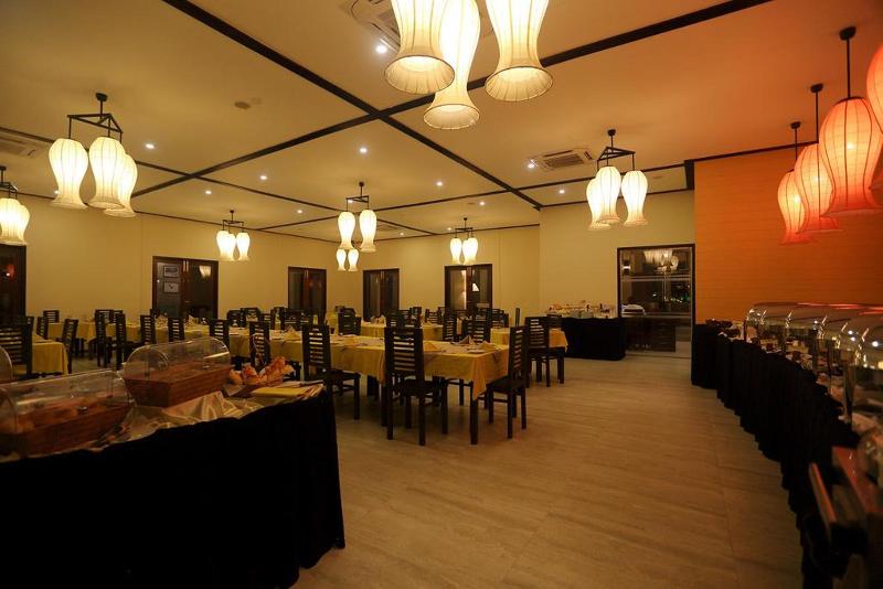 فندق Chaarya Resort & Spa