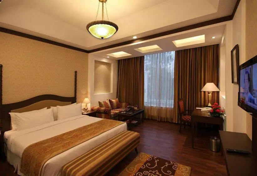 ホテル Country Inn & Suites By Radisson, Delhi Satbari