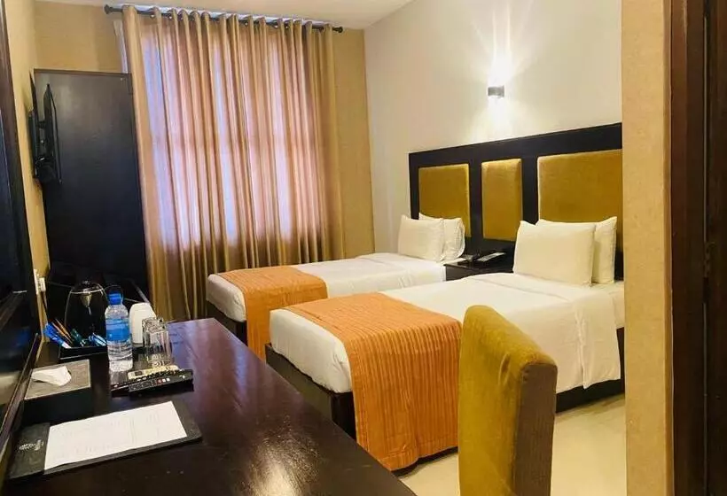 Hotel Full Moon Garden