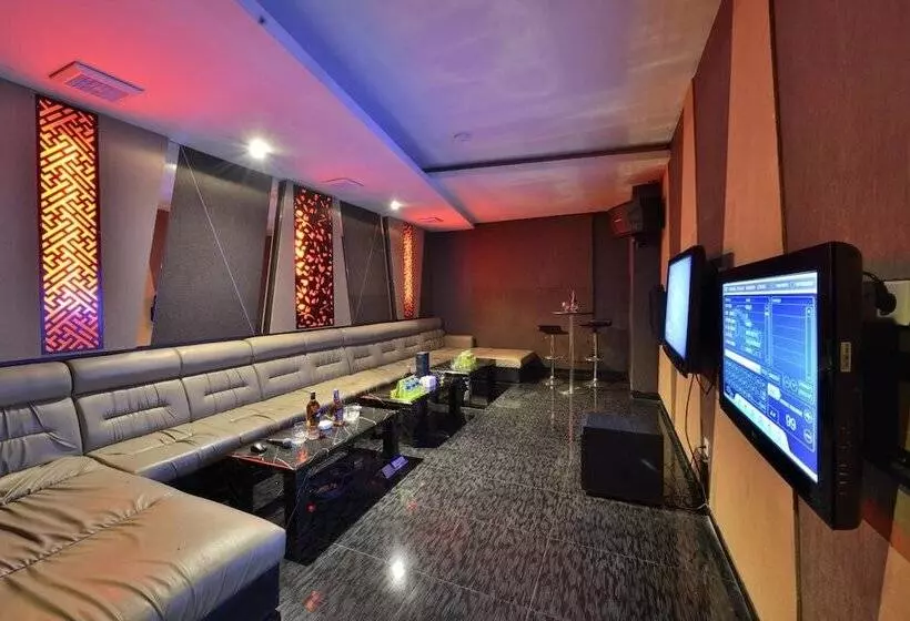 Gino Feruci Kebon Jati By Kagum Hotels