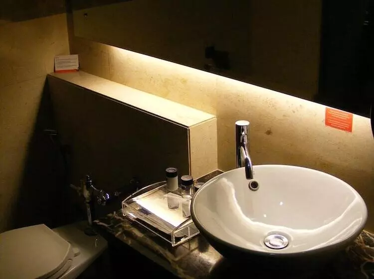 Gino Feruci Kebon Jati By Kagum Hotels