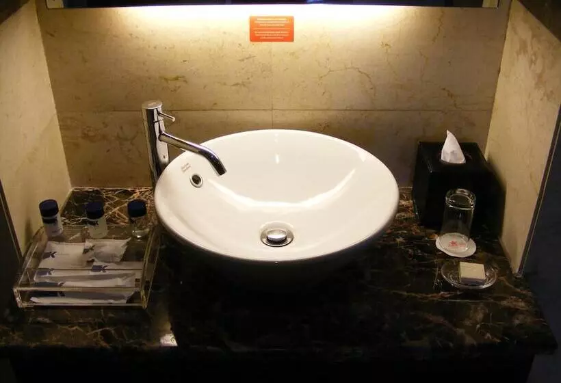 Gino Feruci Kebon Jati By Kagum Hotels