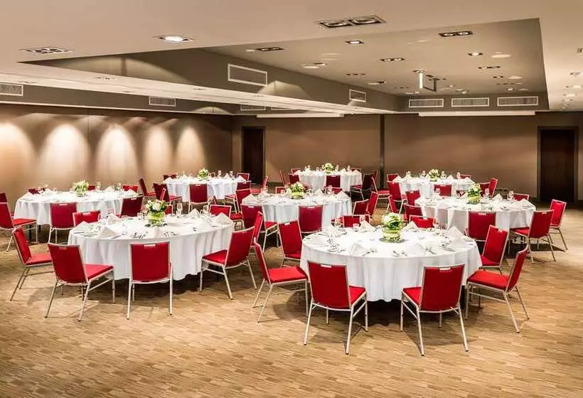 호텔 Hilton Queenstown Resort & Spa