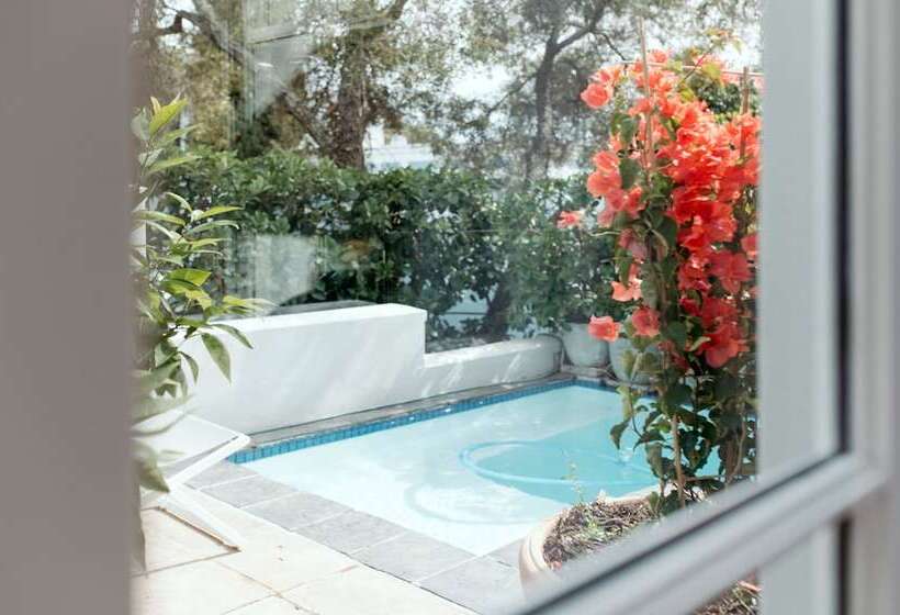 فندق De Waterkant House