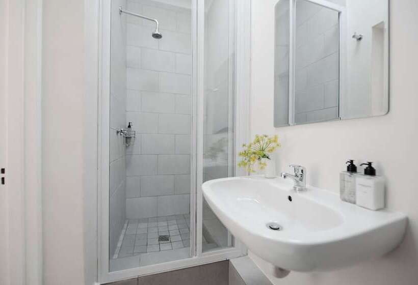 فندق De Waterkant House