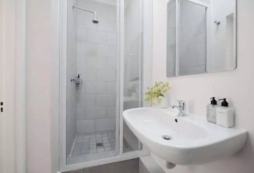 Hotel De Waterkant House