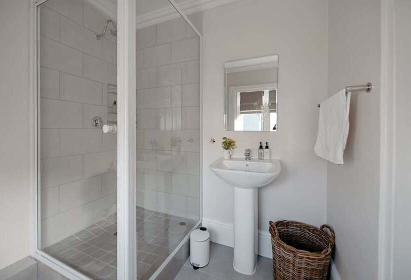 فندق De Waterkant House