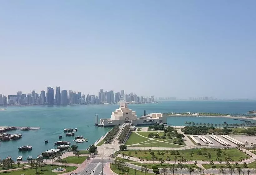 هتل Horizon Manor