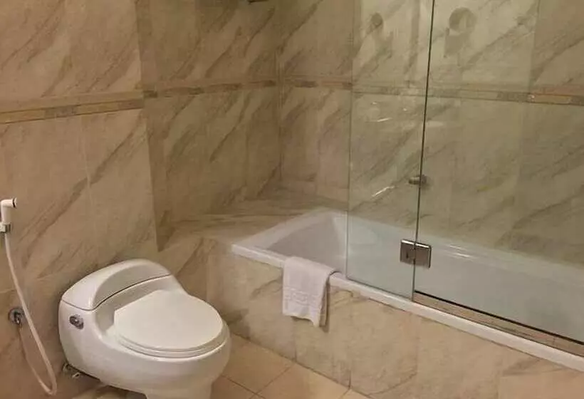 هتل Horizon Manor