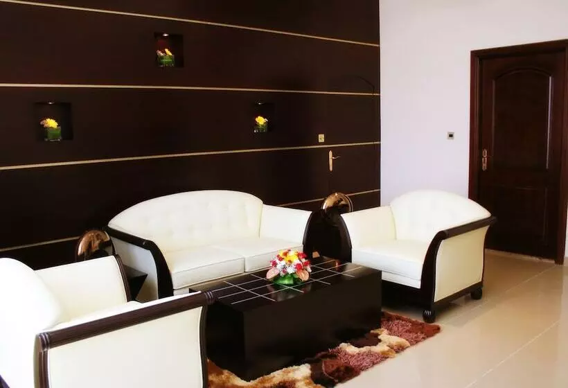 هتل Horizon Manor