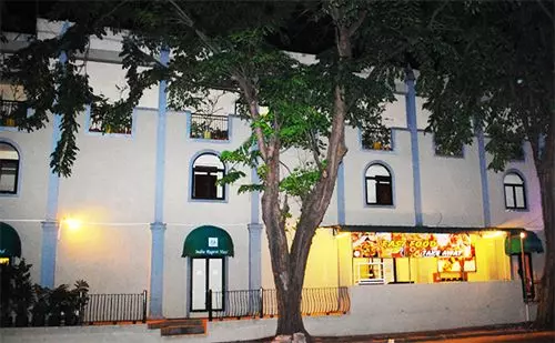 ホテル Indra Regent