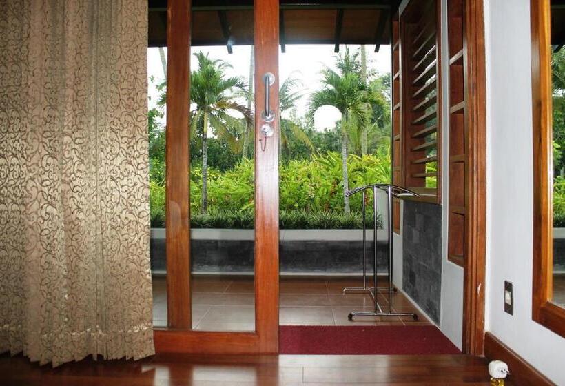 Hotell Manohara Resort