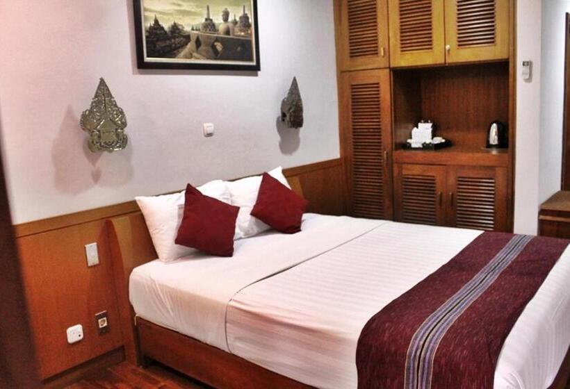 Hotell Manohara Resort