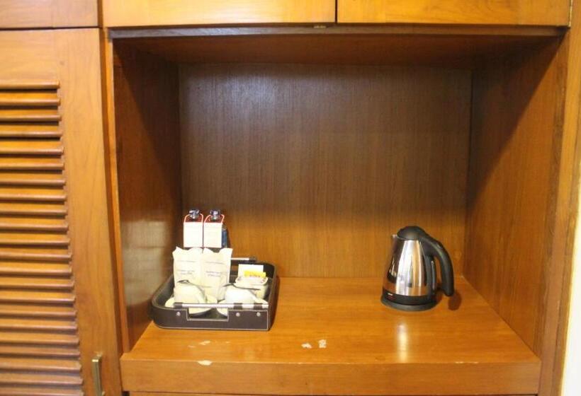 Hotell Manohara Resort