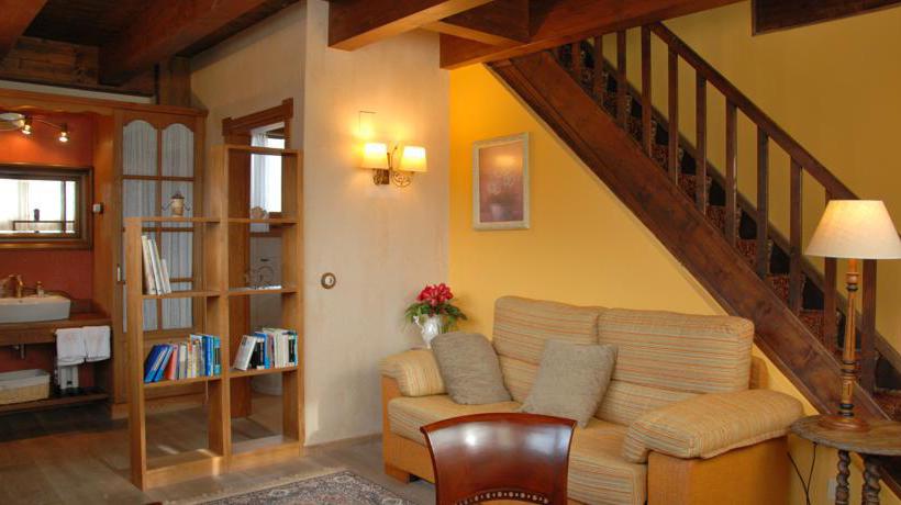 هتل Selba D'ansils