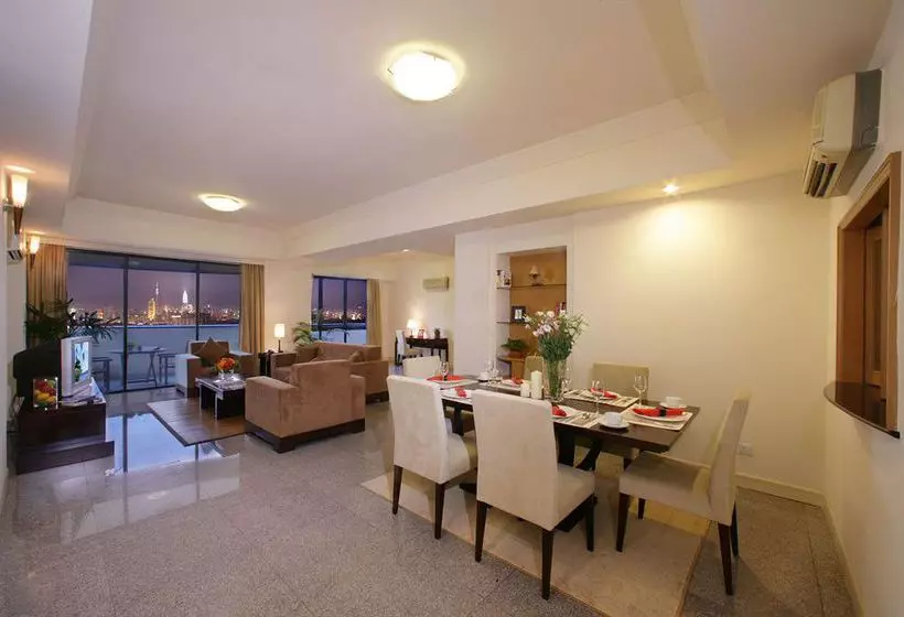 ホテル Sri Tiara Residences