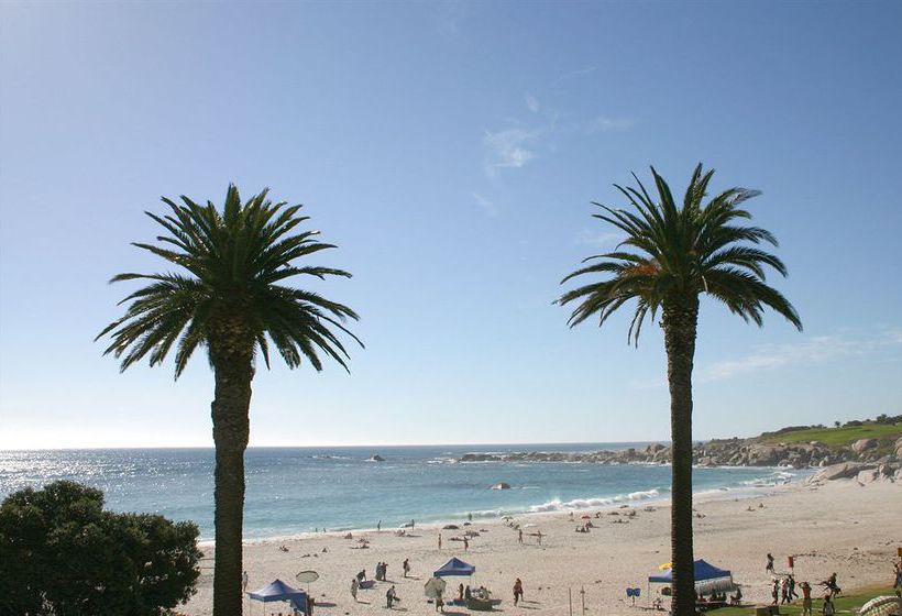 בית מלון כפרי The Fairways On The Bay