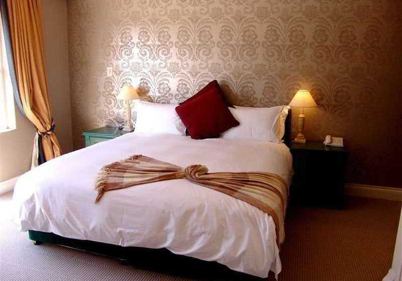 בית מלון כפרי The Fairways On The Bay