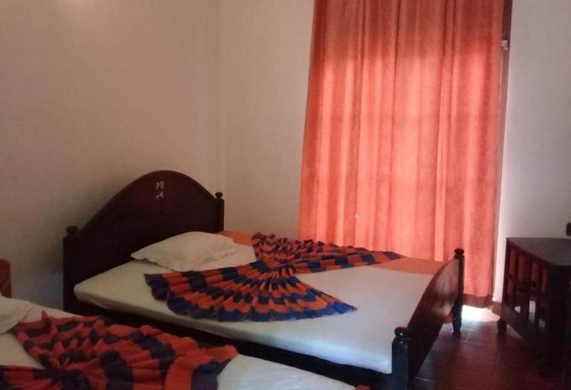 فندق Nildiya Lake