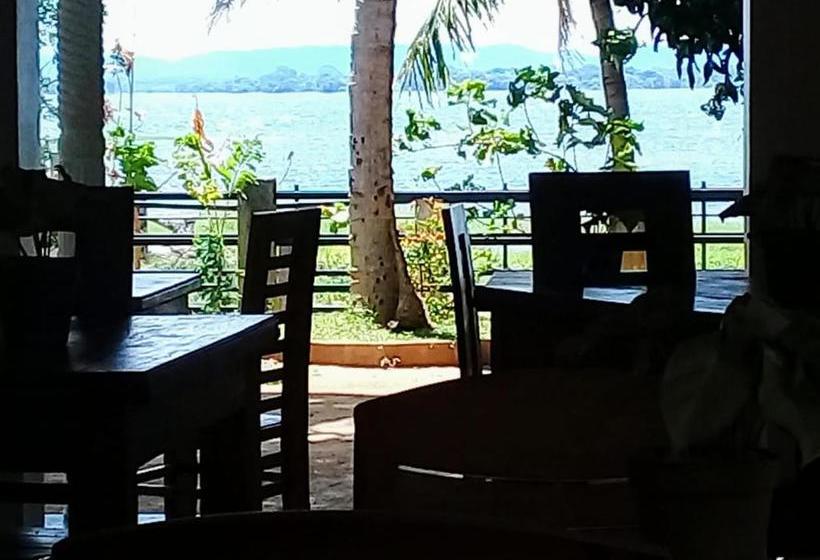 فندق Nildiya Lake