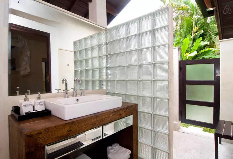 בית מלון כפרי Villa 8