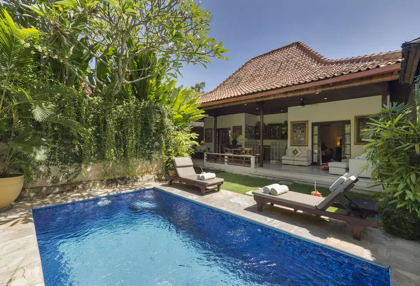 בית מלון כפרי Villa 8